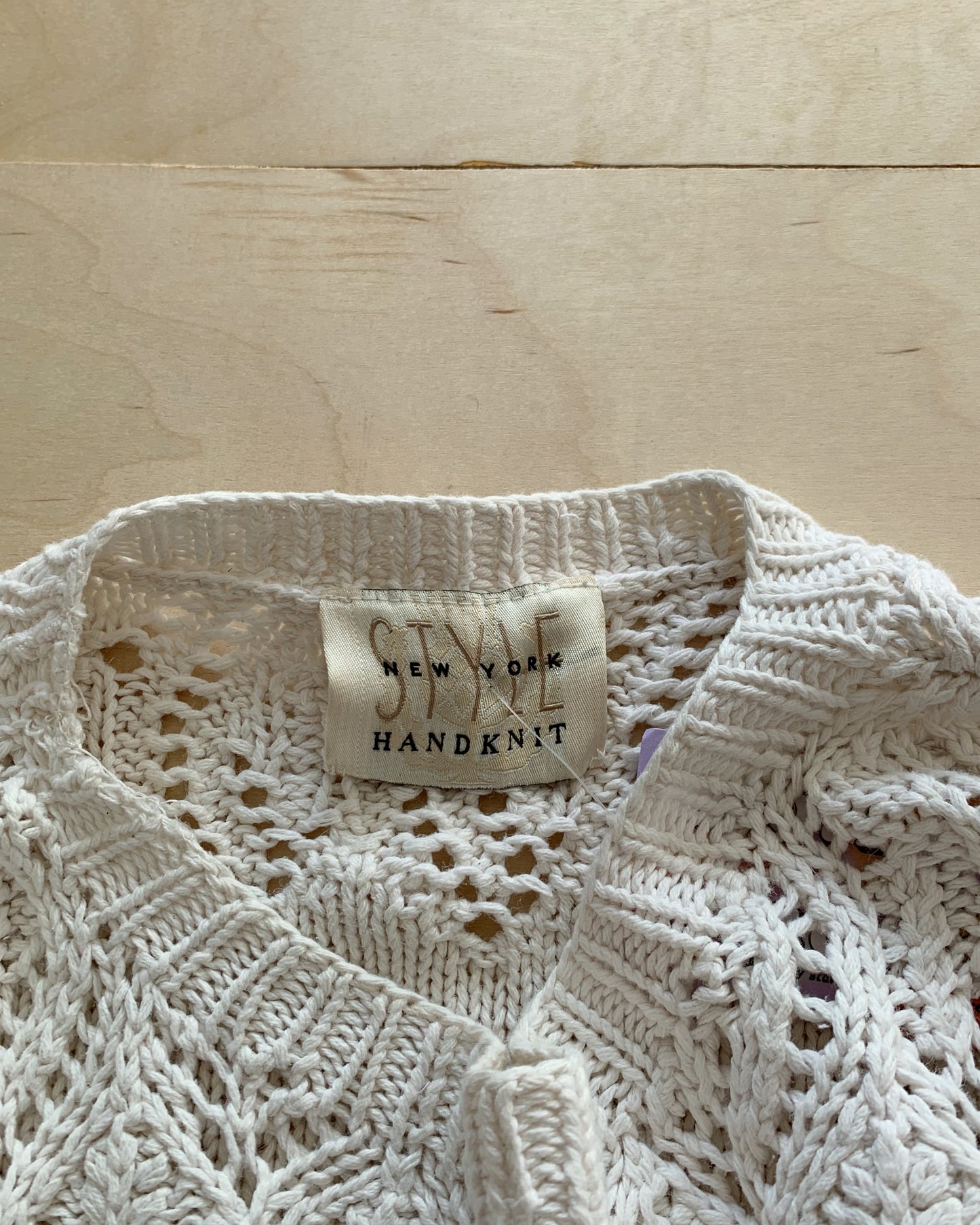 Vintage Knit Embroidered Sweater (L/XL)