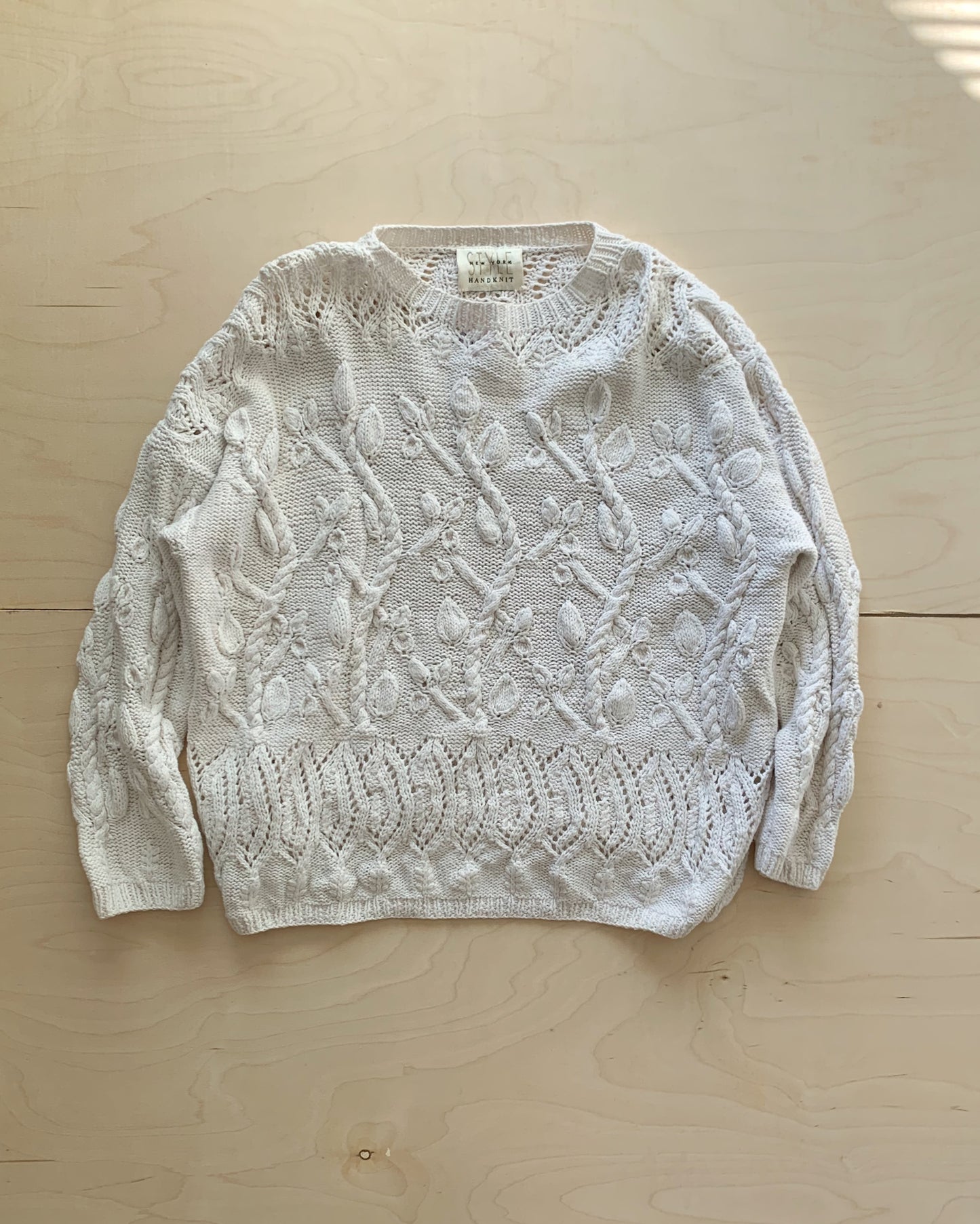 Vintage Knit Embroidered Sweater (L/XL)